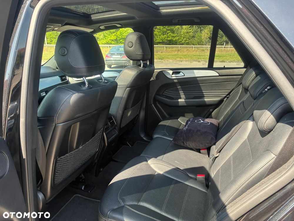 Mercedes-Benz GLE 250 d 4-Matic - 13