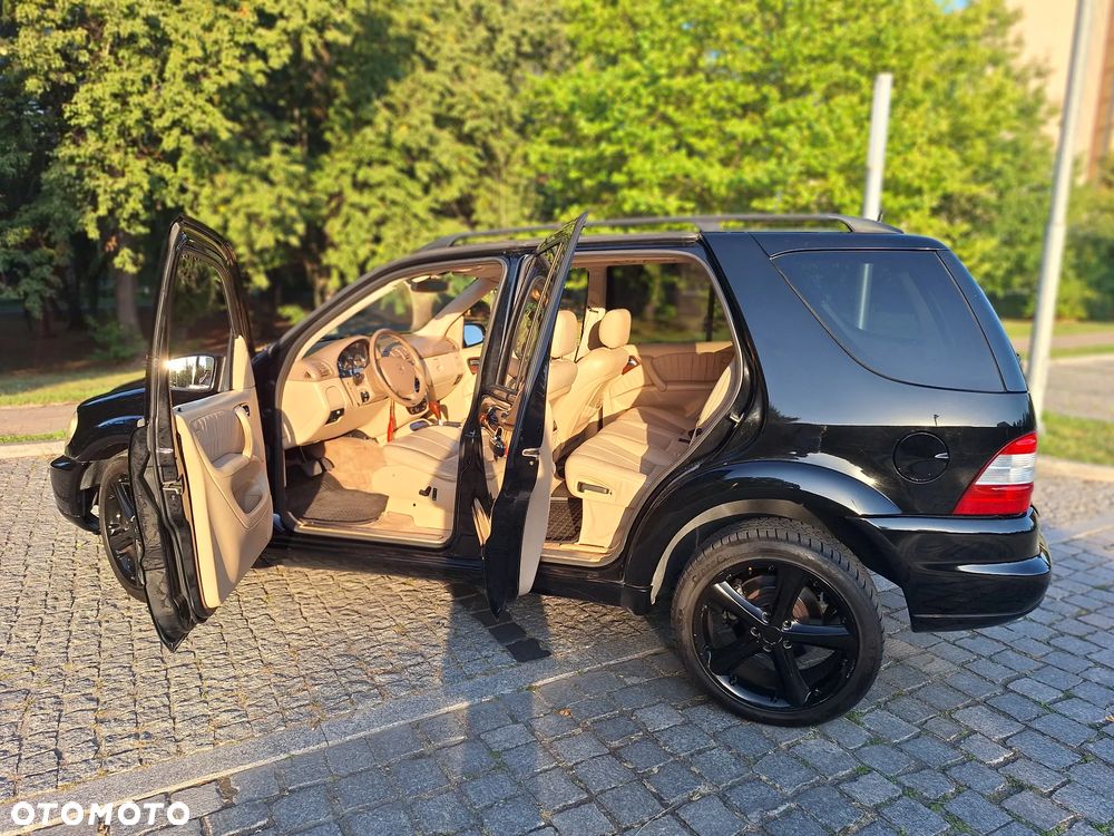 Mercedes-Benz ML - 10