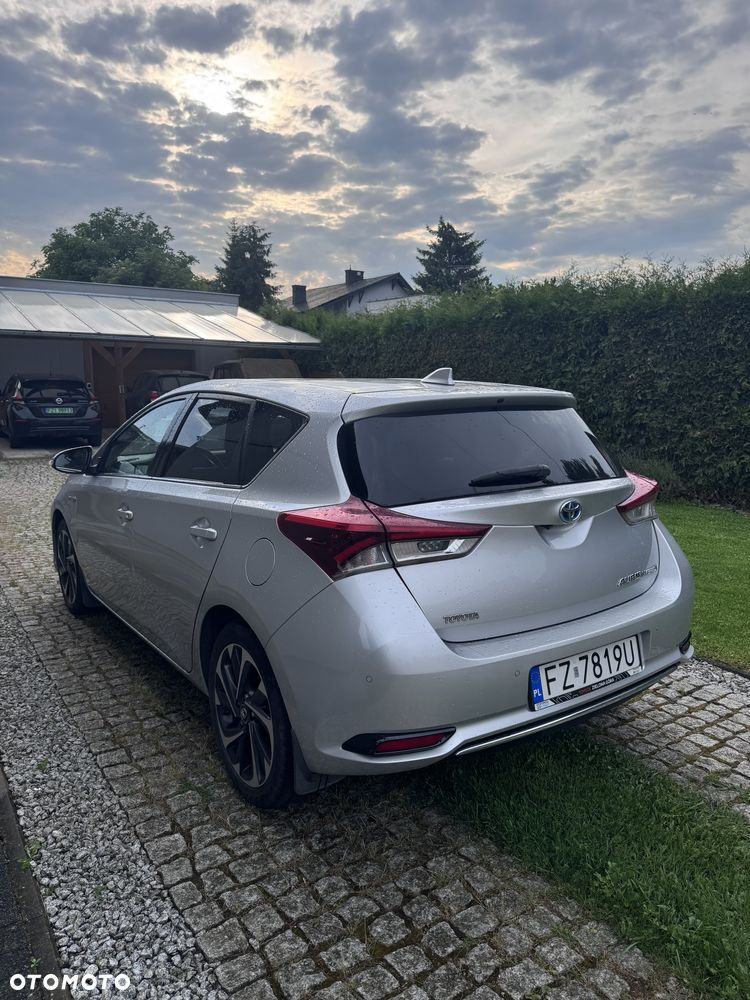 Toyota Auris Hybrid 135 Comfort - 5