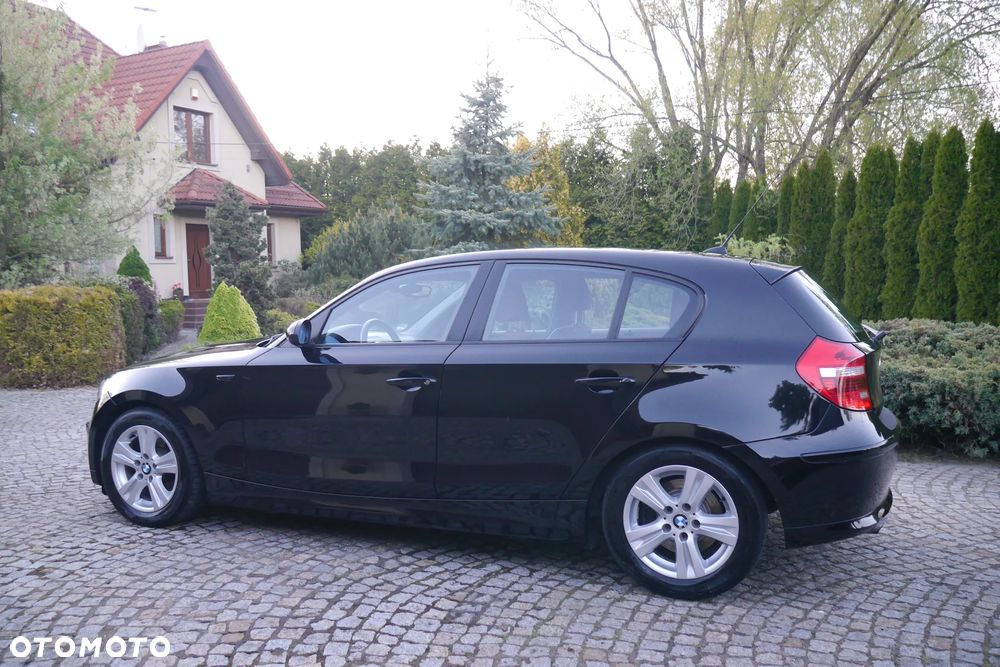 BMW Seria 1 118d - 11