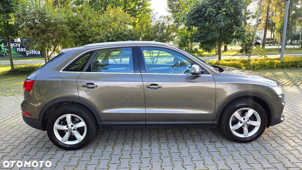 Audi Q3 2.0 TFSI Quattro S tronic sport - 2