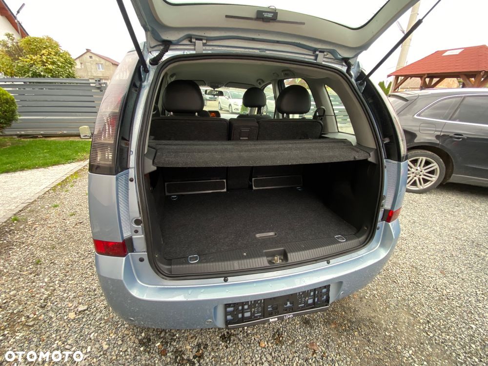 Opel Meriva 1.6 16V Cosmo - 14