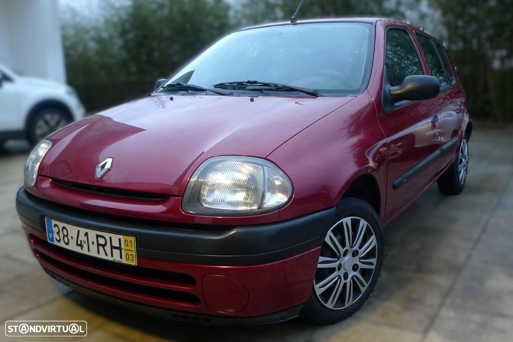 Renault Clio 1.2 RT - 4