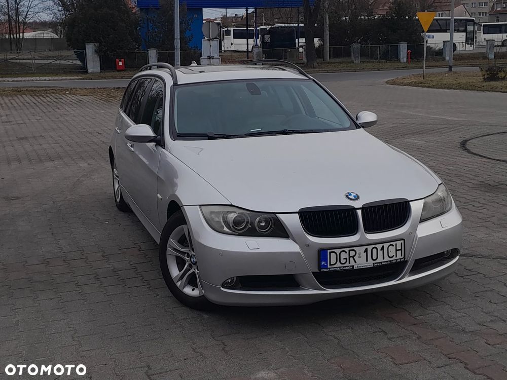 BMW Seria 3 320d DPF - 1