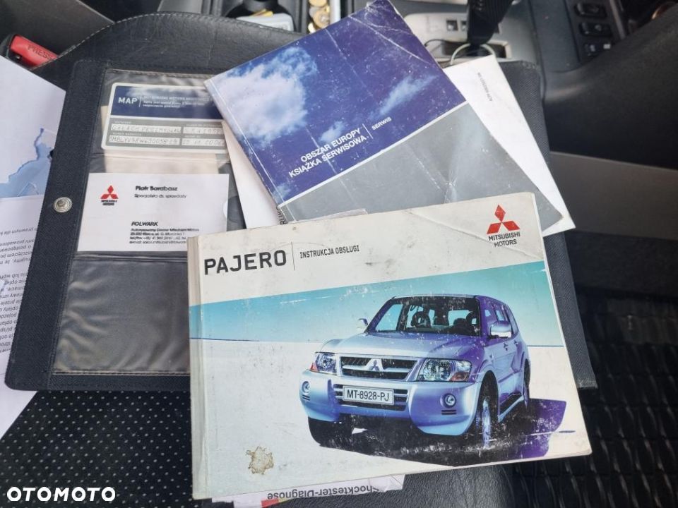 Mitsubishi Pajero 3.2 DID Instyle DAKAR - 7