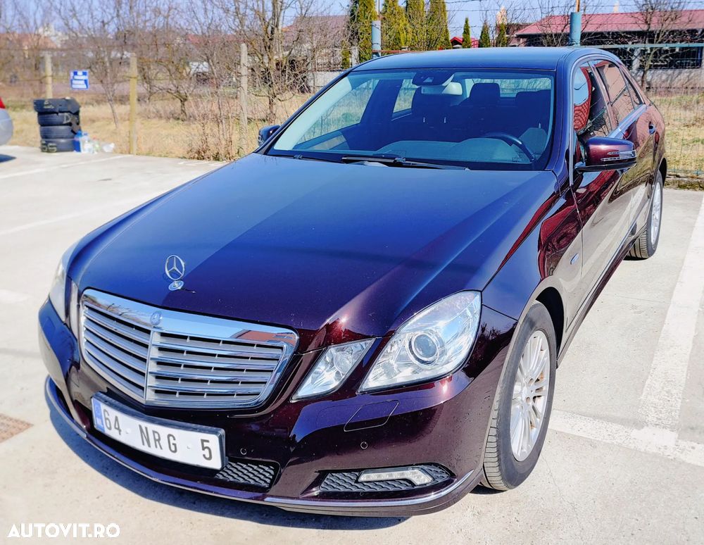 Mercedes-Benz E 220 CDI DPF BlueEFFICIENCY Automatik Elegance - 1
