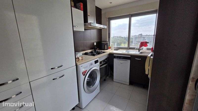 Apartamento T2 Torre da Marinha - Grande imagem: 4/12