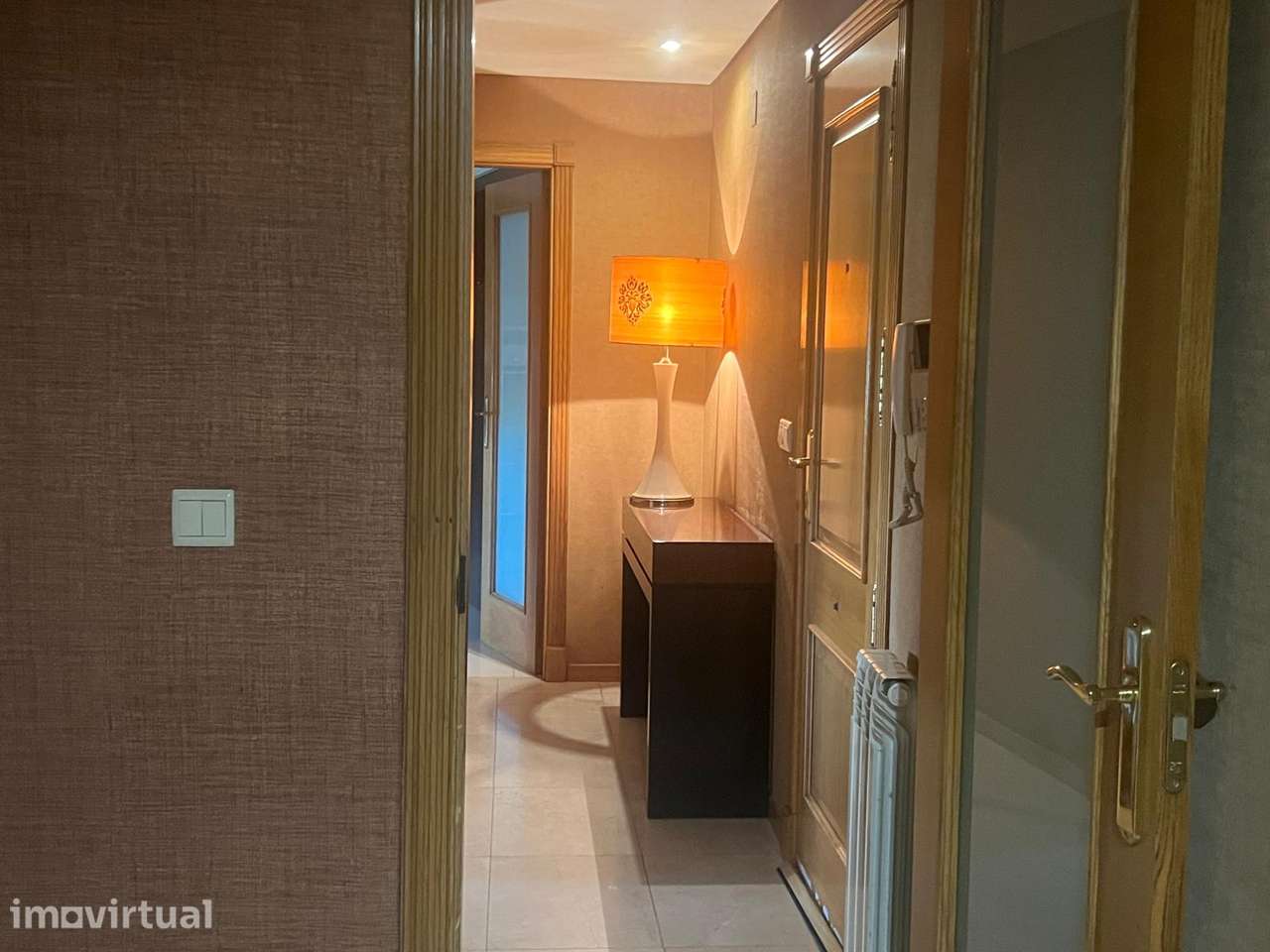 T2 luxuoso próximo da praia - Grande imagem: 4/21