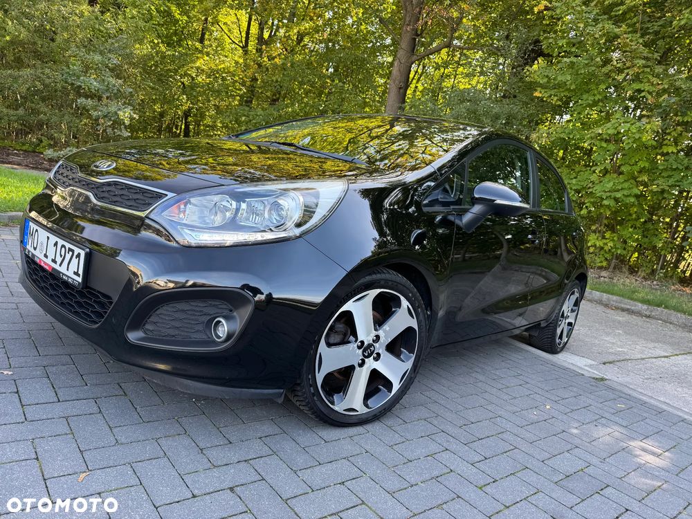 Kia Rio - 8