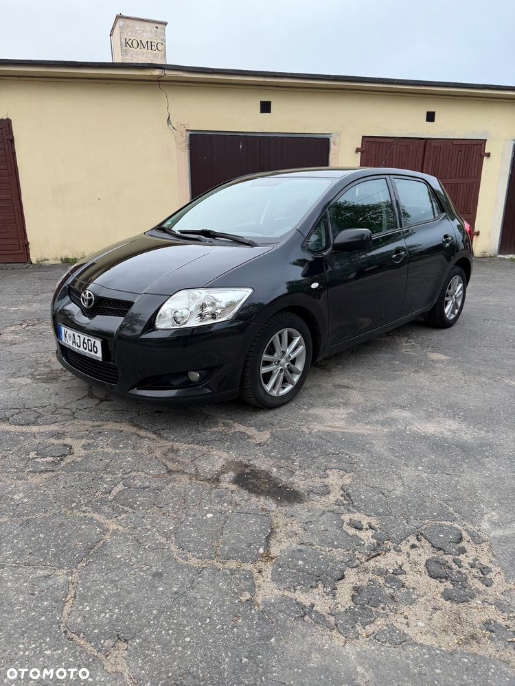 Toyota Auris 1.4 D-4D Premium - 2