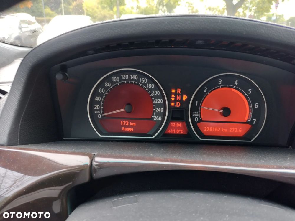 BMW Seria 7 760i - 9