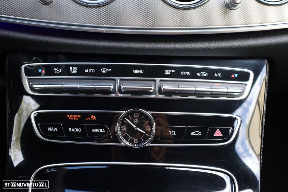 Mercedes-Benz E 220 d 9G-TRONIC AMG Line - 34