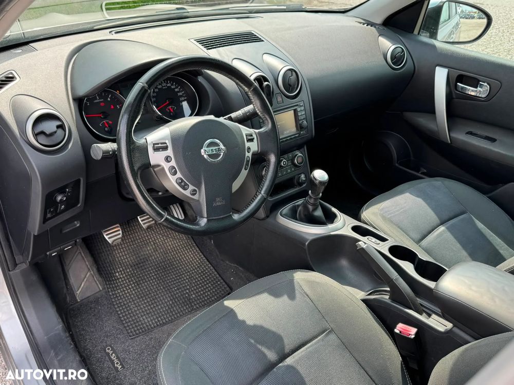 Nissan Qashqai 1.5 DCI TEKNA - 6