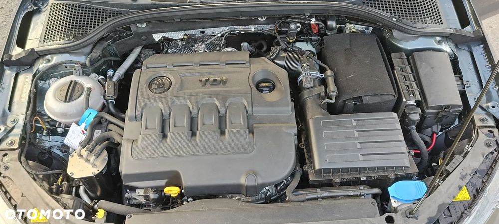 Skoda Octavia 1.6 TDI Edition - 33