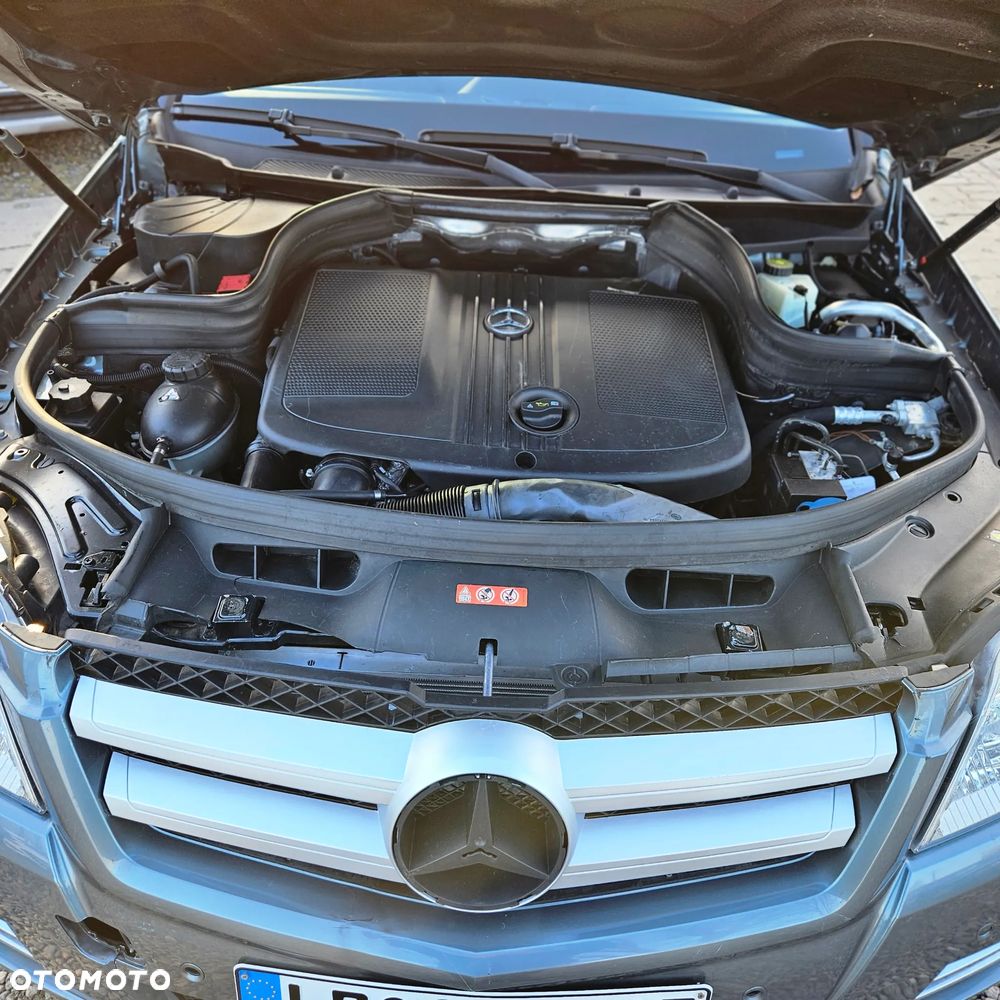 Mercedes-Benz GLK - 37