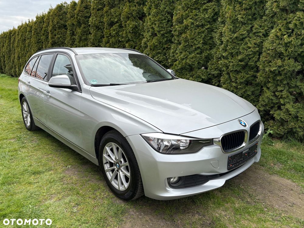 BMW Seria 3 320d Blue Performance Sport Line - 2