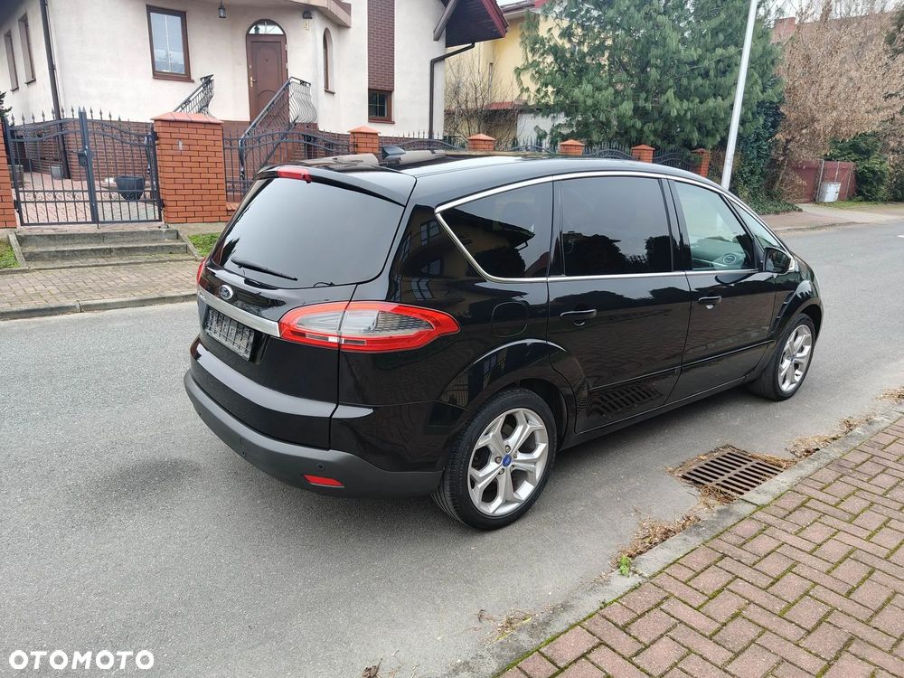 Ford S-Max - 8