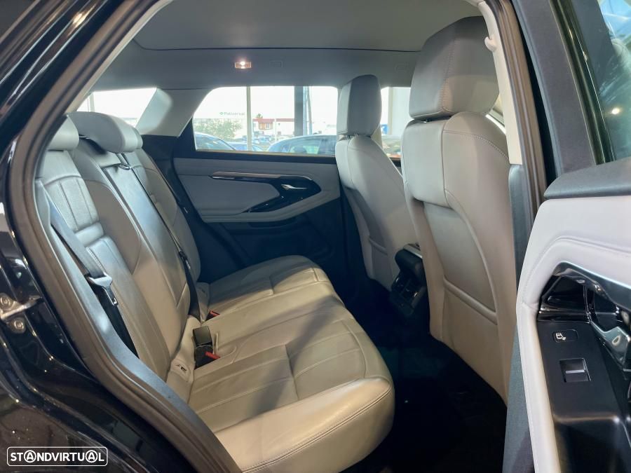 Land Rover Range Rover Evoque 1.5 P300e AWD SE Auto - 41