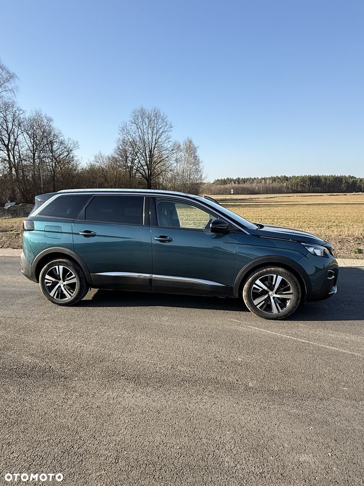 Peugeot 5008 2017 photo 2