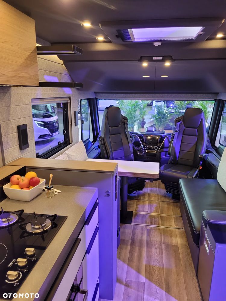 Niesmann-Bischoff Flair 920 - 12