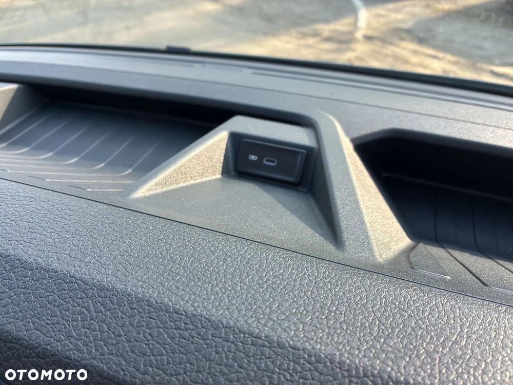 Volkswagen Crafter 35 Furgon L4H3, 2.0BiTDI 177KM, 4490mm, Wysoki dach - 29