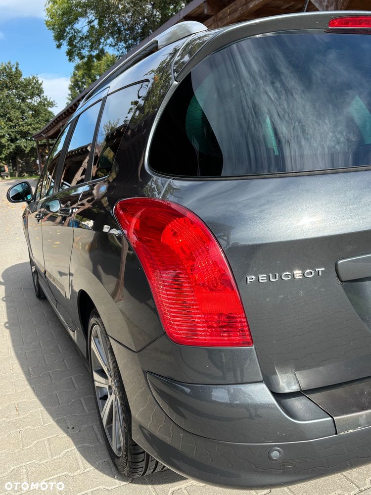 Peugeot 308 e-HDi FAP 110 Stop&Start Family - 23