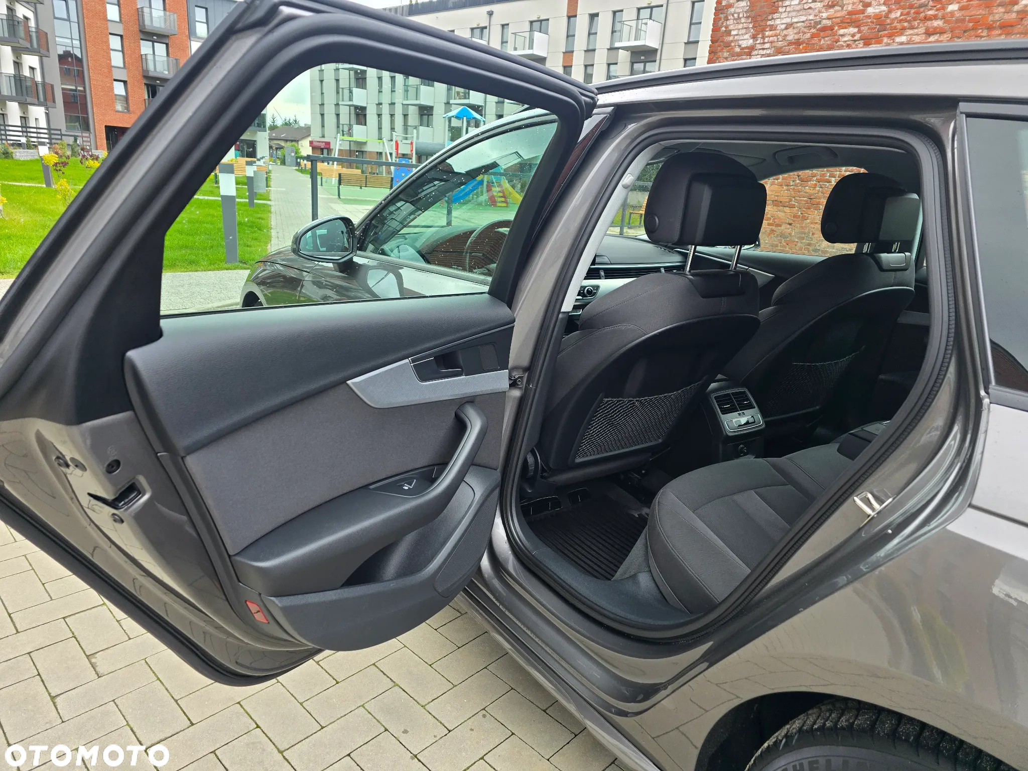 Audi A4 Avant 40 TDI quattro S tronic - 21