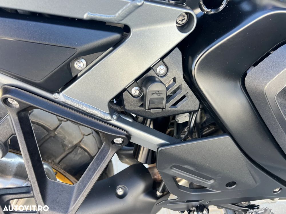 BMW R1300GS Adventure - 9