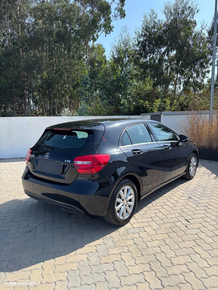 Mercedes-Benz A 180 CDI 7G-DCT Urban - 7