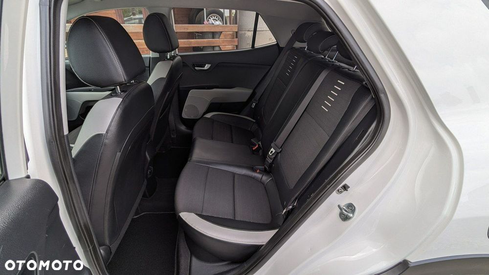 Kia Stonic - 15