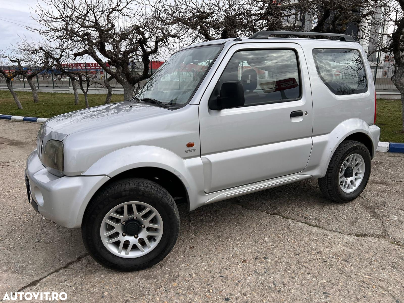 Suzuki Jimny 1.3 JLX - 13