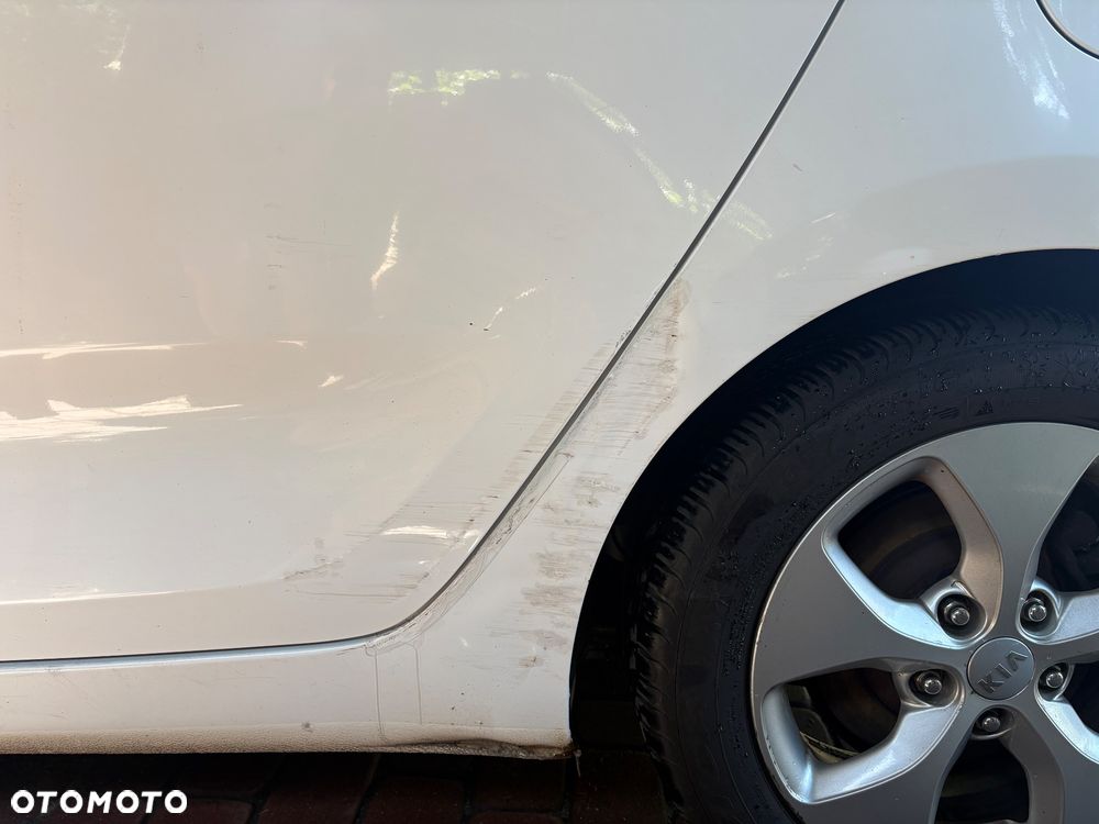 Kia Carens 1.7 CRDi XL - 16