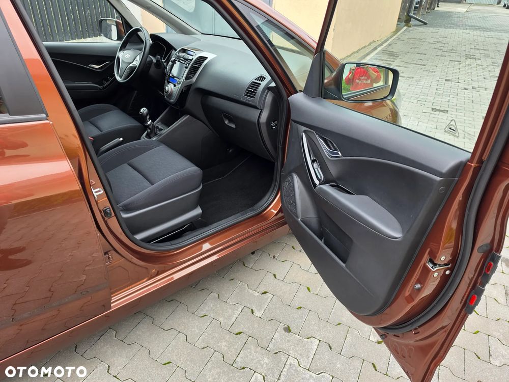 Hyundai ix20 1.6 Premium - 20