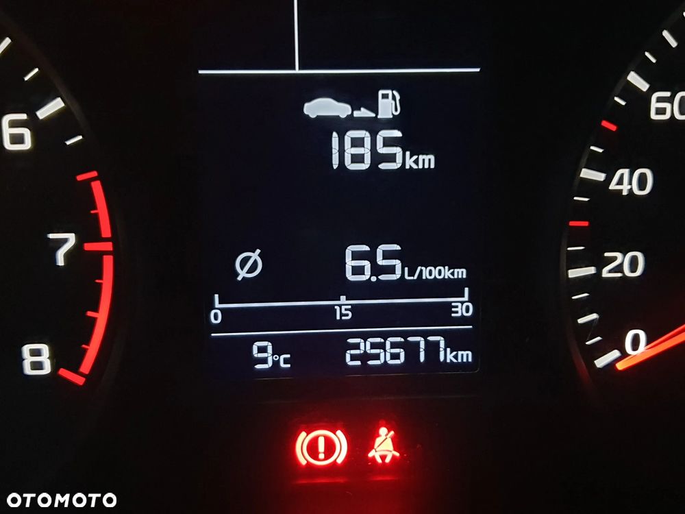 Kia Stonic - 19