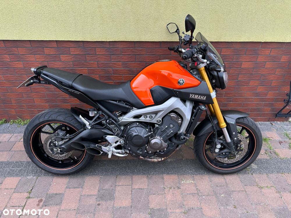 Yamaha MT - 2