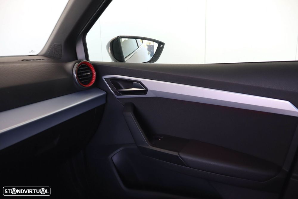 SEAT Arona 1.0 TSI FR - 40