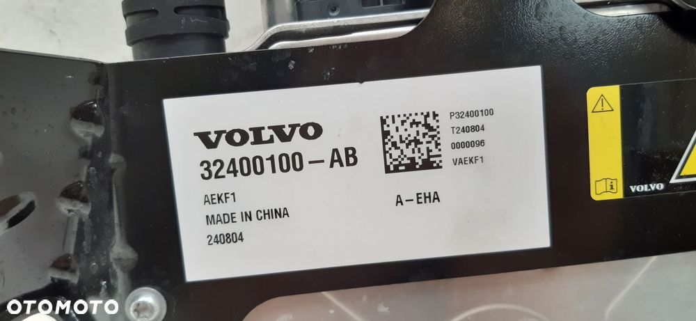 VOLVO XC60 II 2.0 T8 WEBASTO PODGRZEWACZ 32400100 - 7