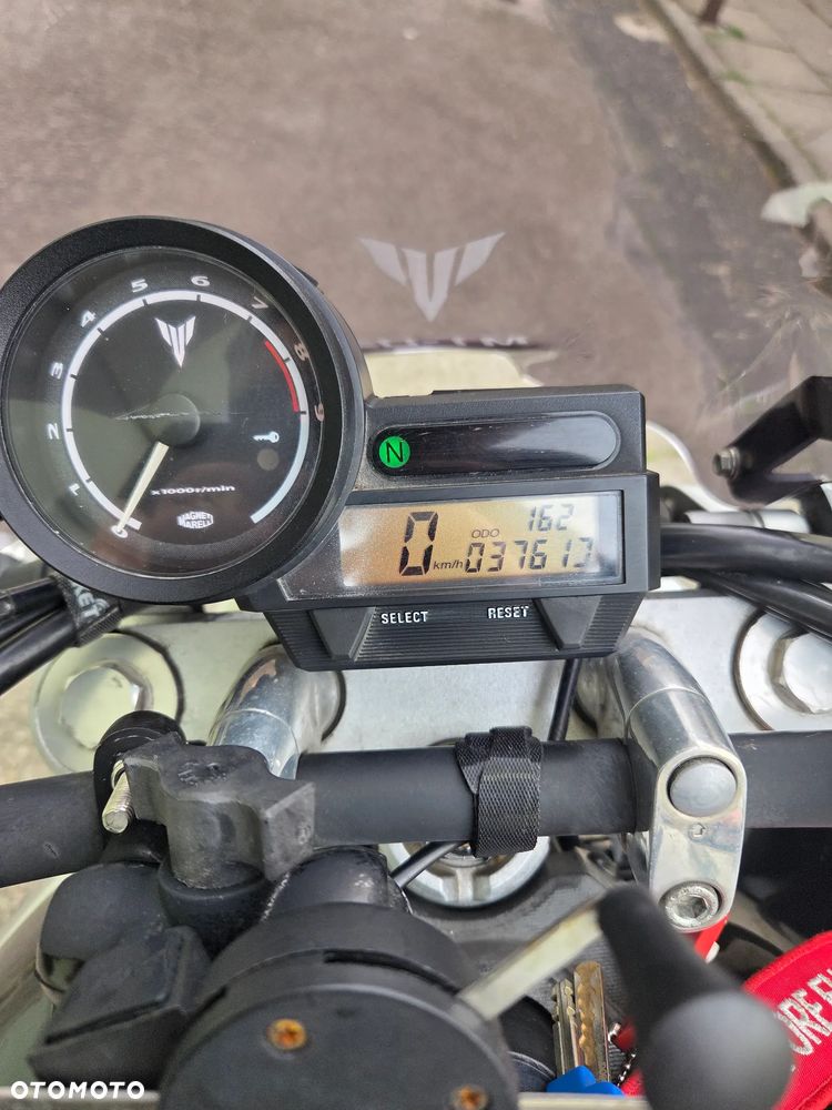 Yamaha MT - 15