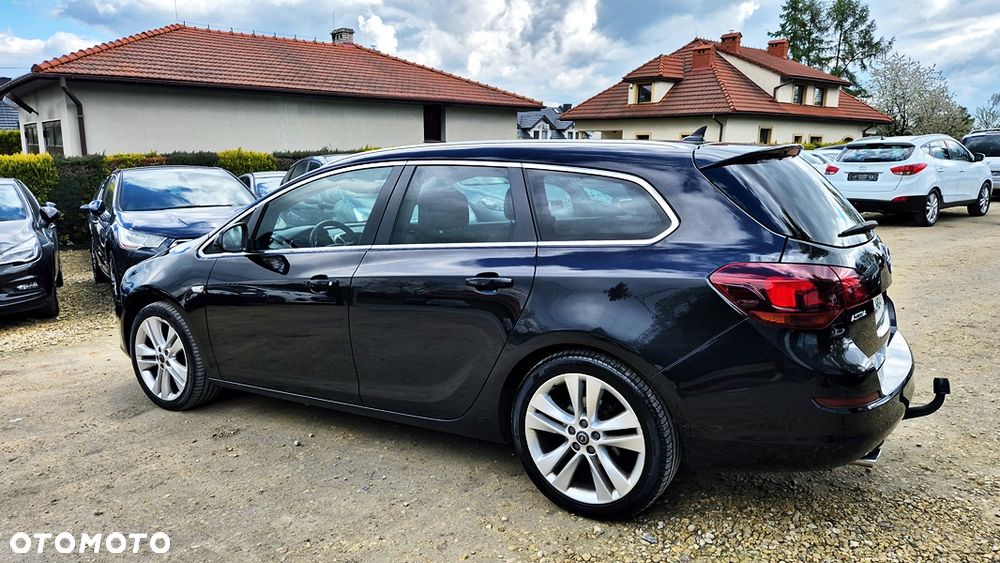 Opel Astra 1.4 Turbo Cosmo - 22