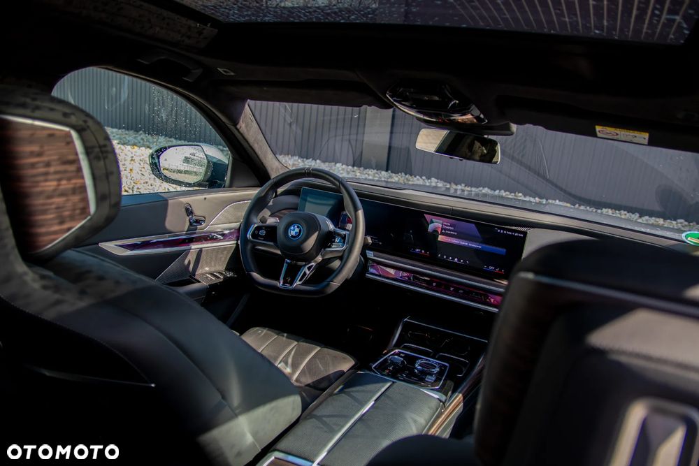BMW Seria 7 - 18