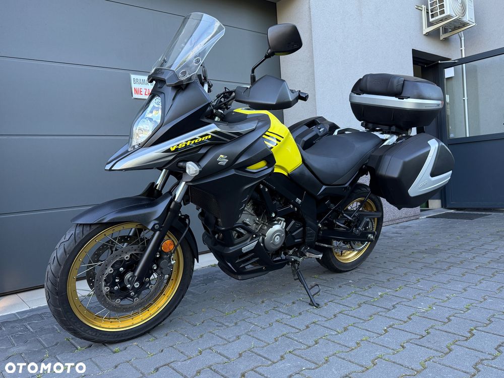 Suzuki V-STROM - 2