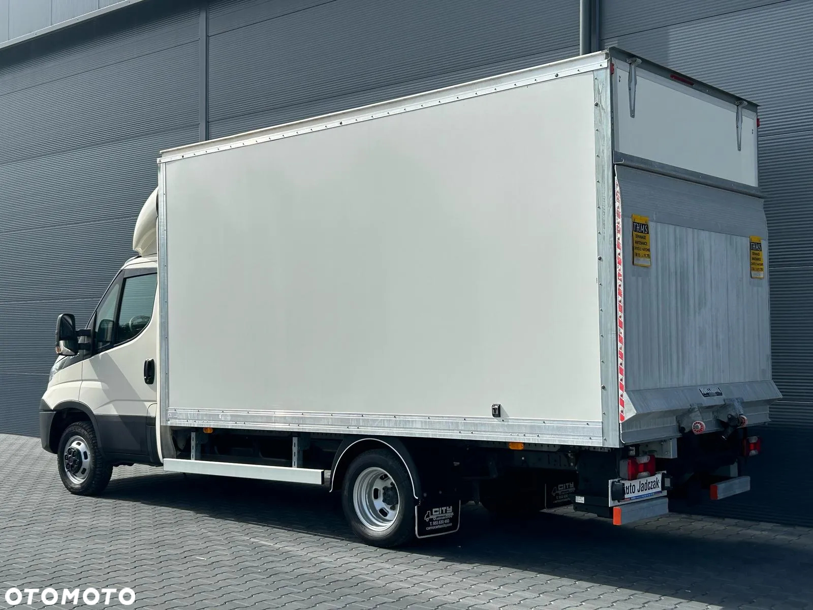 Iveco Daily 35C18 40C18 3.0 HPI Hi-Matic Kontener 8 palet + winda 750kg + drzwi boczne **Climatronic**Sprowadzony**2019R** - 3