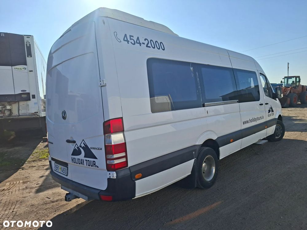 Mercedes-Benz Sprinter - 4