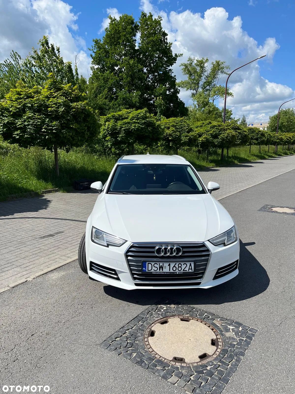 Audi A4 2.0 TDI S tronic - 1
