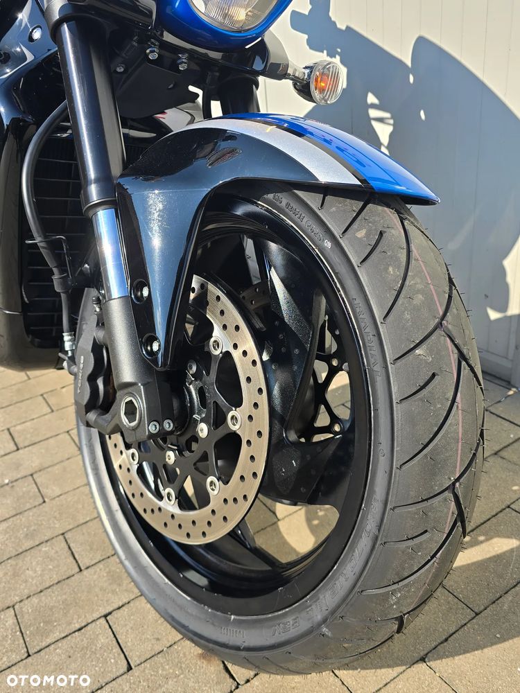 Suzuki Boulevard - 7