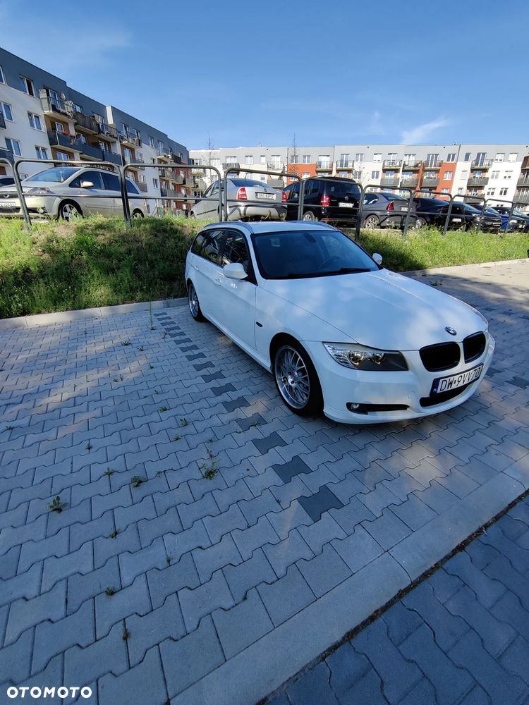 BMW Seria 3 320d - 4