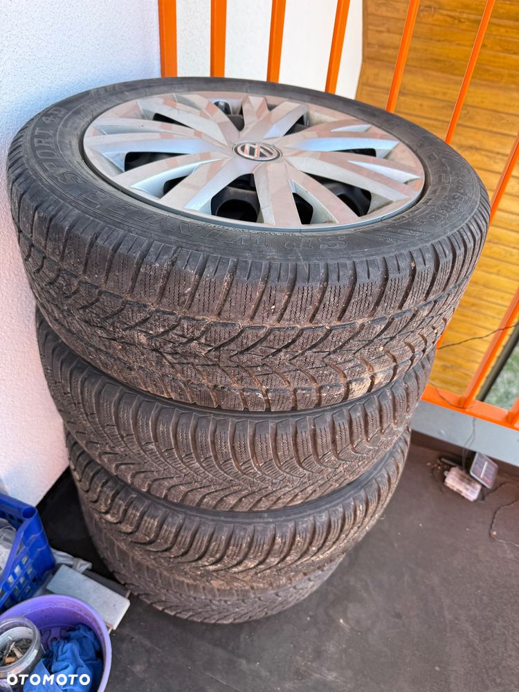 Volkswagen Golf - 41