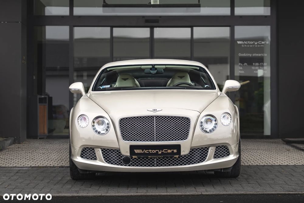 Bentley Continental GT - 12