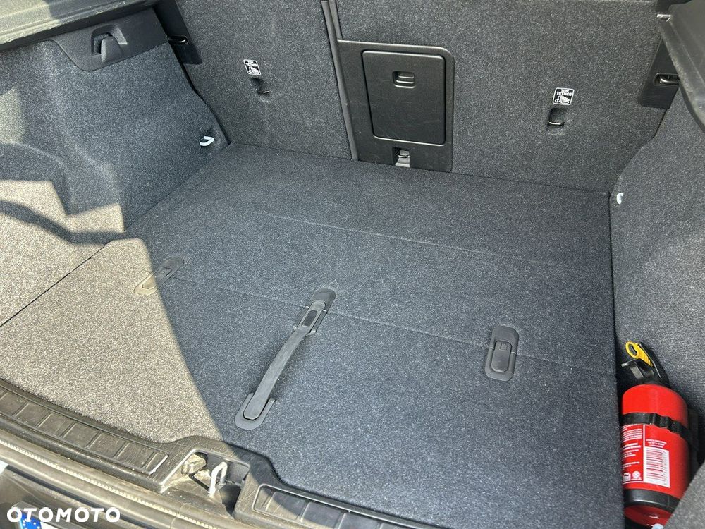 Volvo XC 40 B5 B AWD Geartronic RDesign - 18