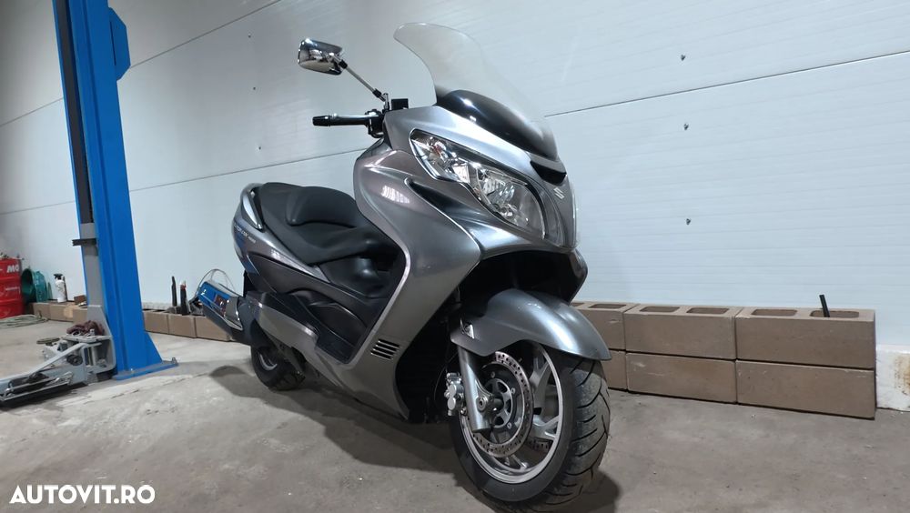 Suzuki AN 400 Burgman - 1